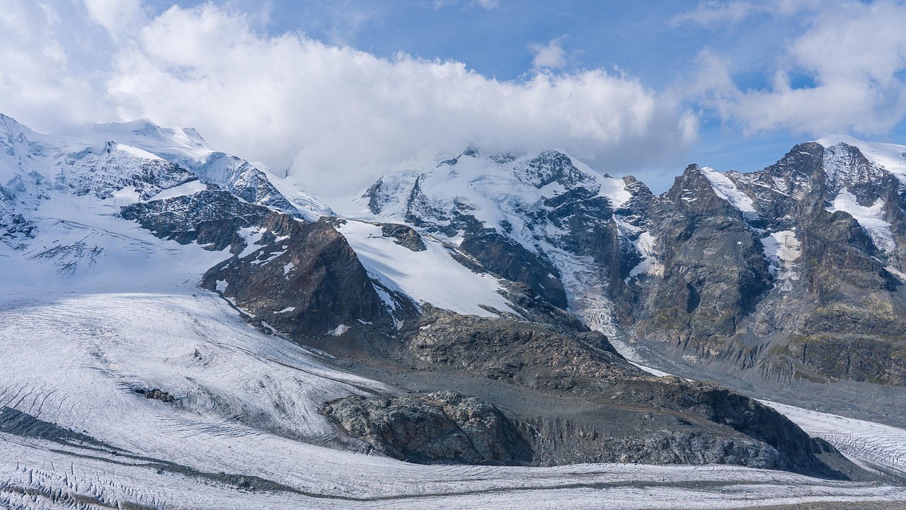 简信实名账号：实名制账号是否能够防止在互联网上刷存在感？